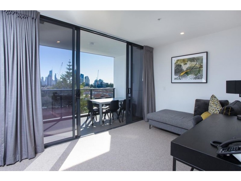 27/31 Queensland Avenue, Broadbeach QLD 4218