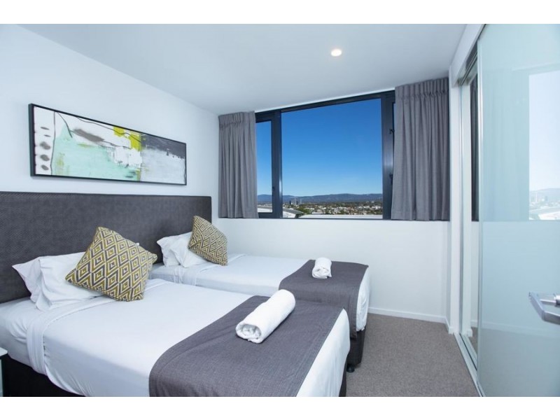 27/31 Queensland Avenue, Broadbeach QLD 4218