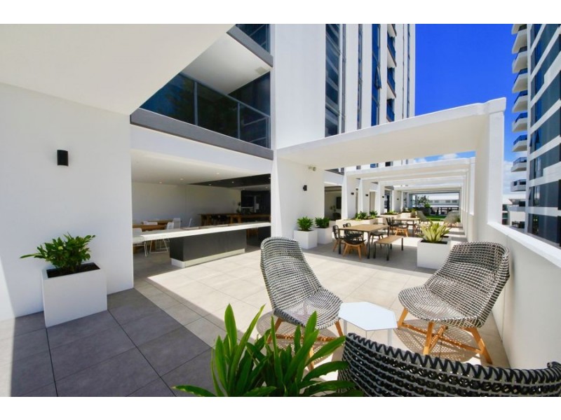 27/31 Queensland Avenue, Broadbeach QLD 4218