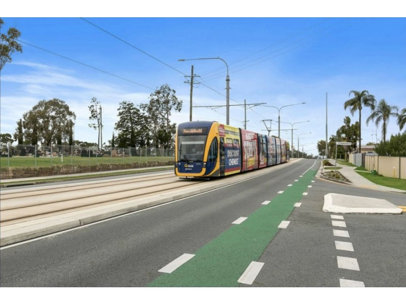 75 Pohlman Street, Southport QLD 4215