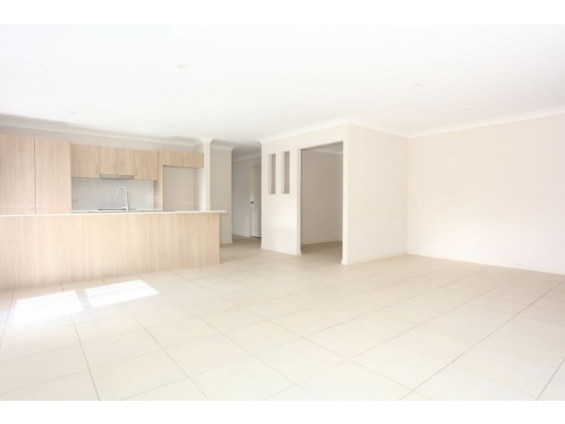 37 Christina Drive, Coomera QLD 4209