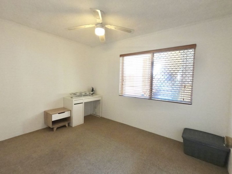 1 and 2/44 Chelsea Ave, Broadbeach QLD 4218