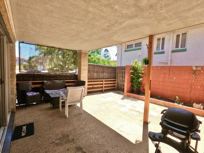 1 and 2/44 Chelsea Ave, Broadbeach QLD 4218