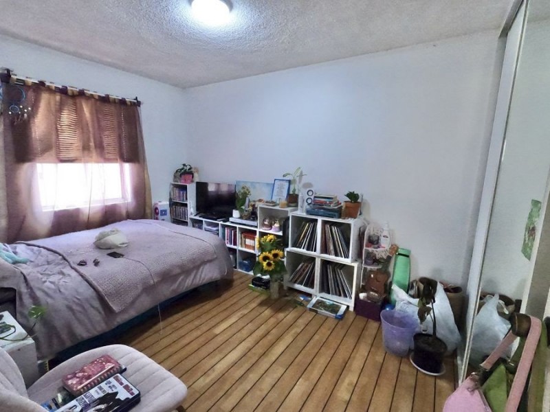 1 and 2/44 Chelsea Ave, Broadbeach QLD 4218