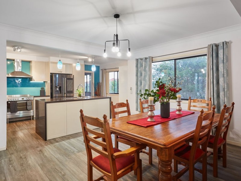 4/1 Alexandrina Drive, Varsity Lakes QLD 4227