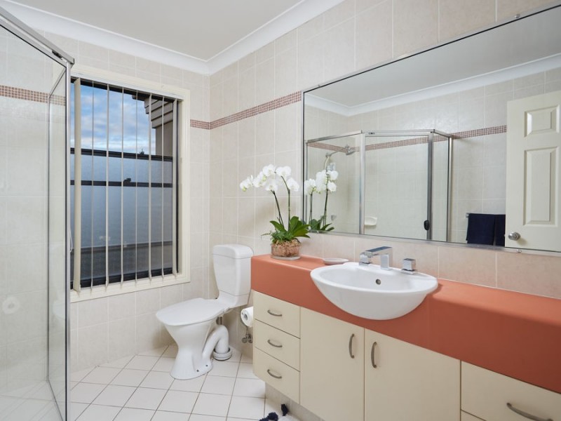 4/1 Alexandrina Drive, Varsity Lakes QLD 4227