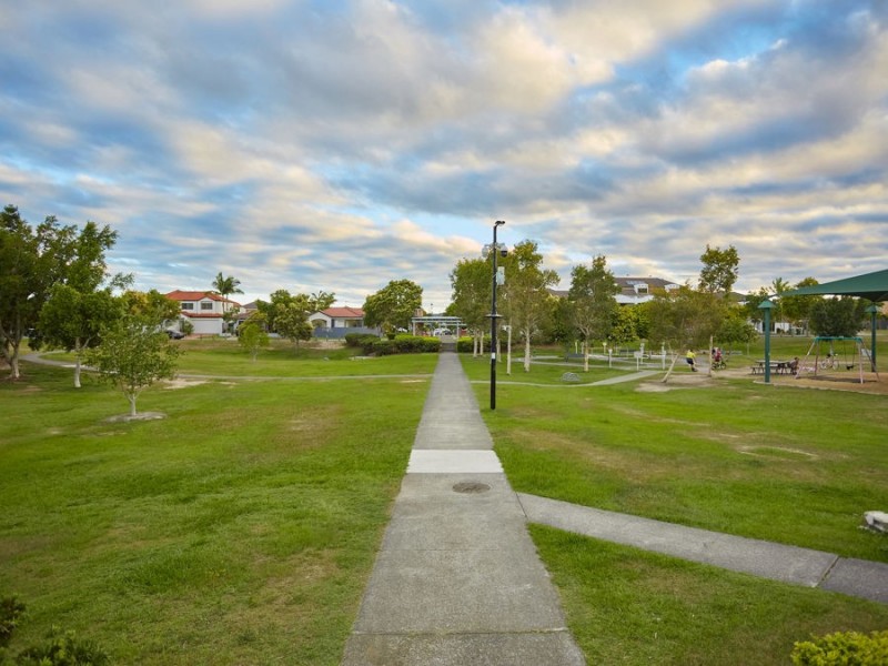 4/1 Alexandrina Drive, Varsity Lakes QLD 4227