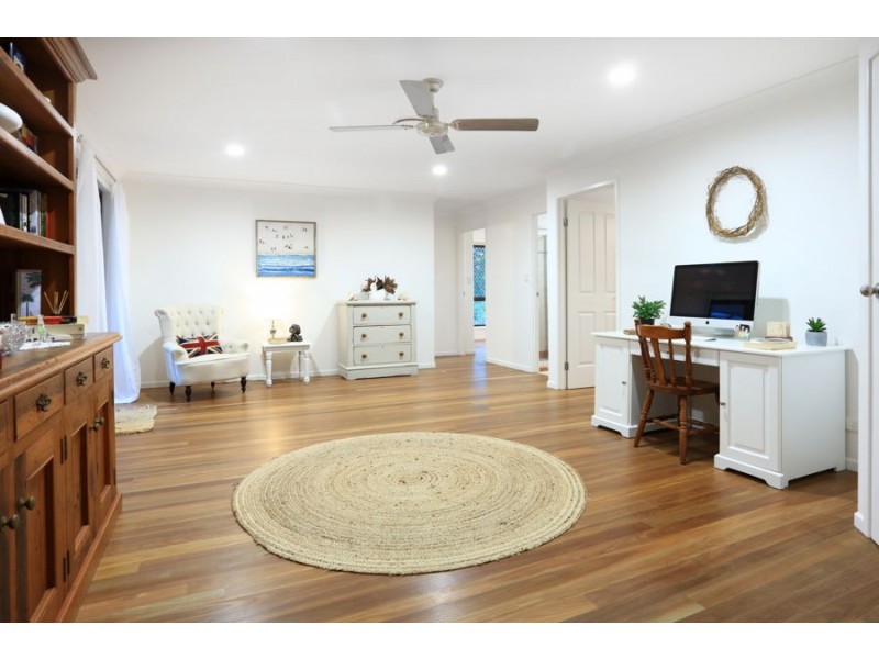 4 Koala Street, Parkwood QLD 4214