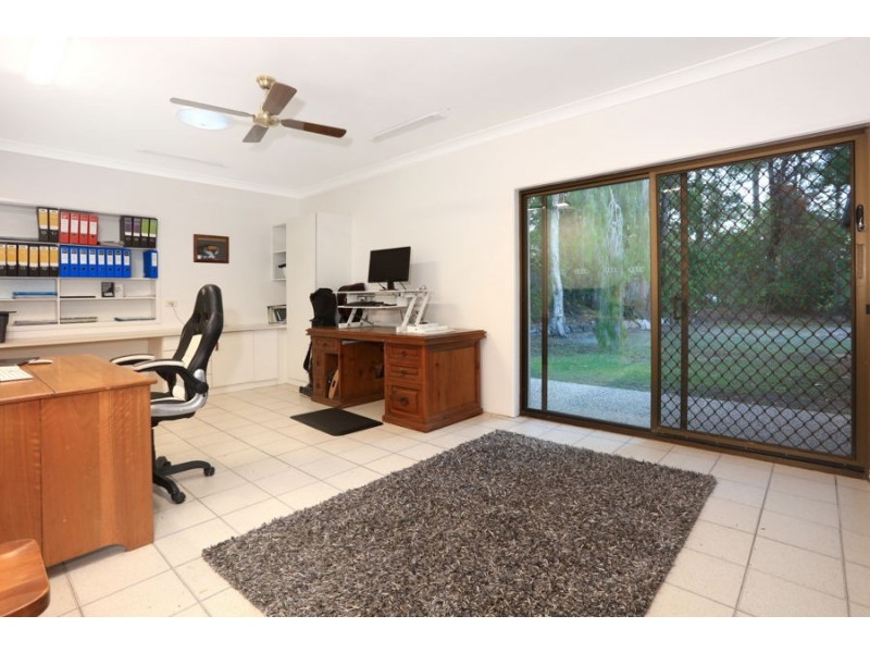 4 Koala Street, Parkwood QLD 4214