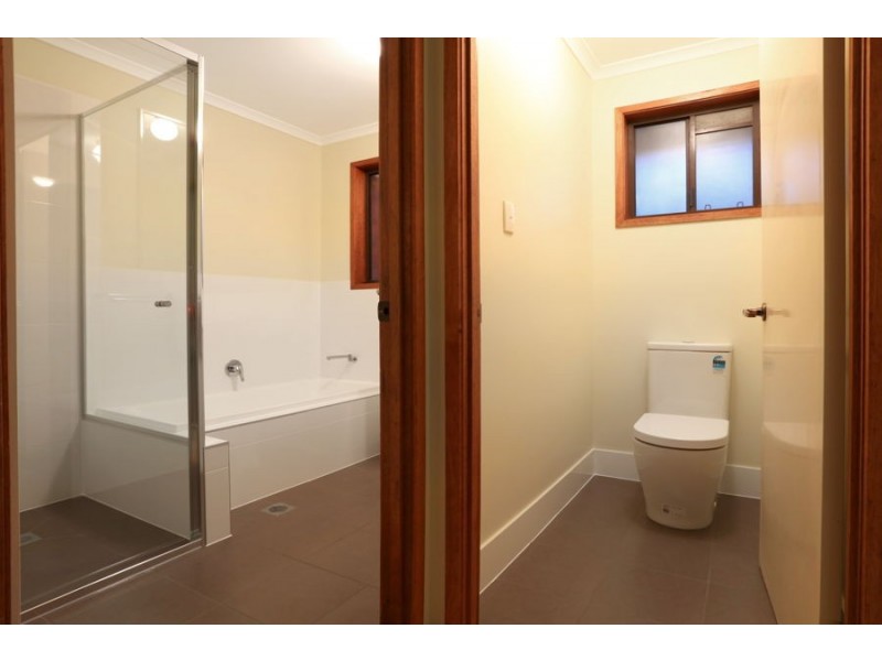 58 Macquarie Avenue, Molendinar QLD 4214