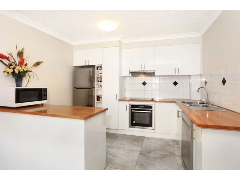 8/40 Little Norman Street, Southport QLD 4215