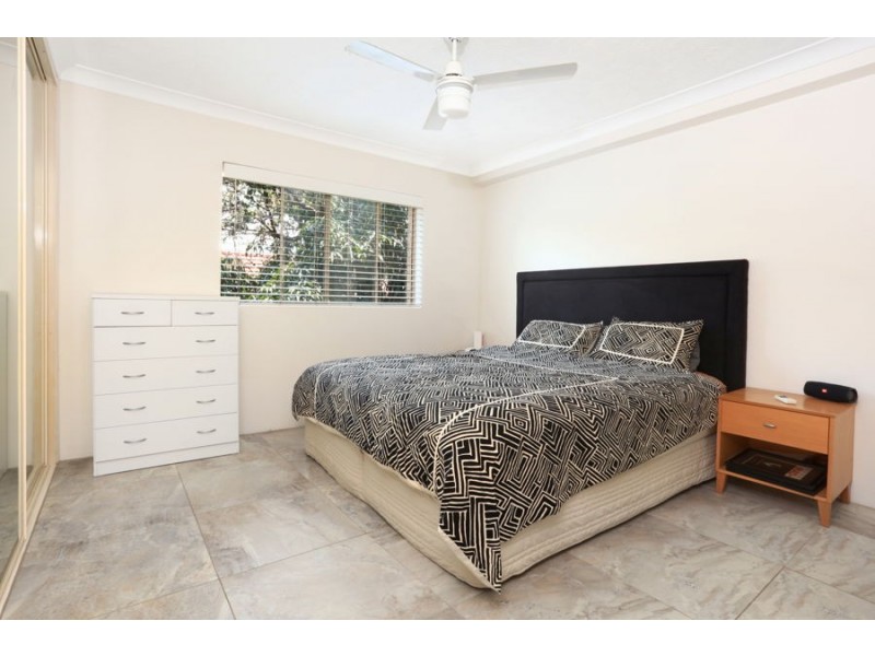 8/40 Little Norman Street, Southport QLD 4215