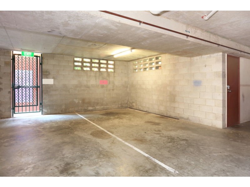 8/40 Little Norman Street, Southport QLD 4215