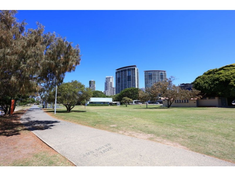 8/40 Little Norman Street, Southport QLD 4215