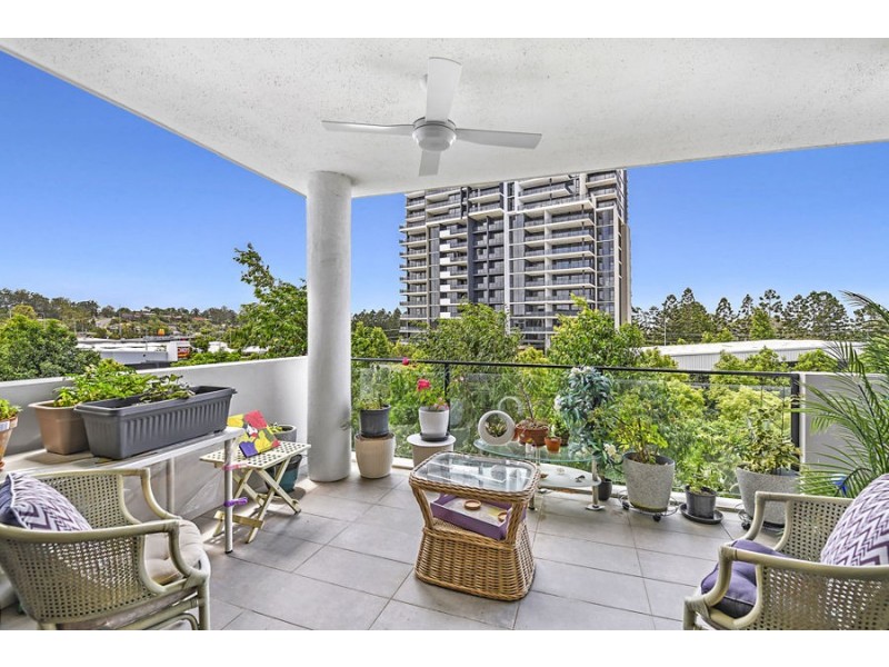 2013/21 Ross Street, Benowa QLD 4217