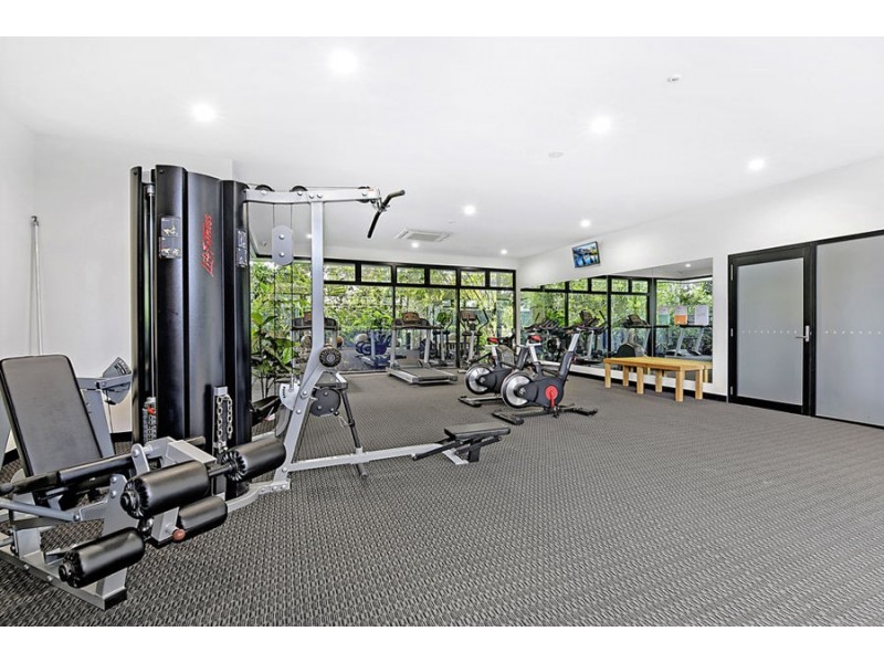 2013/21 Ross Street, Benowa QLD 4217