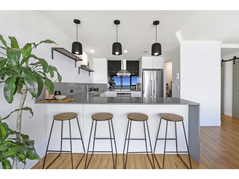 1102/157 Old Burleigh Road, Broadbeach QLD 4218