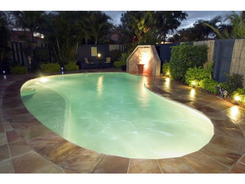 10 Bushlark Street, Varsity Lakes QLD 4227