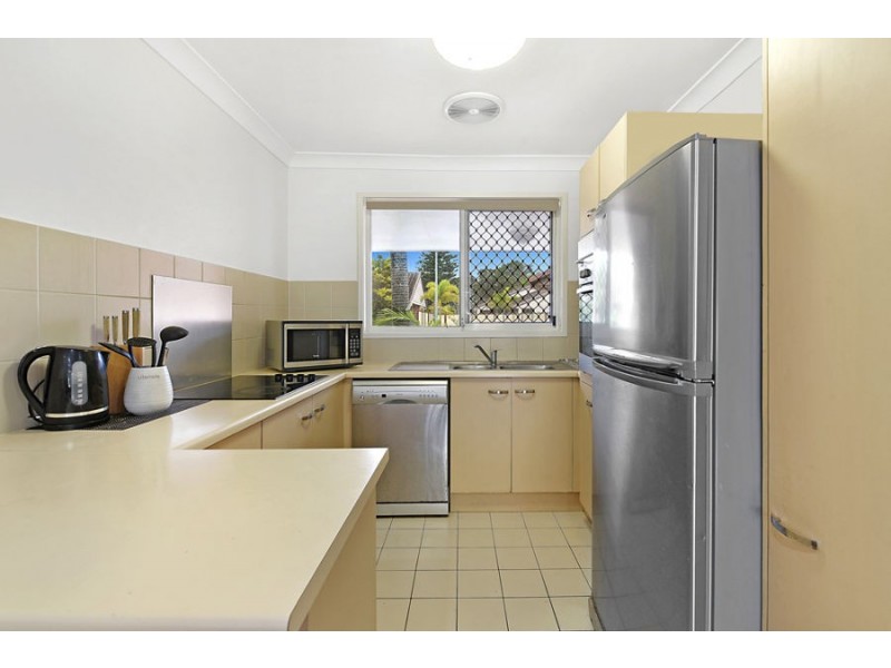 68/128 Benowa Road, Southport QLD 4215