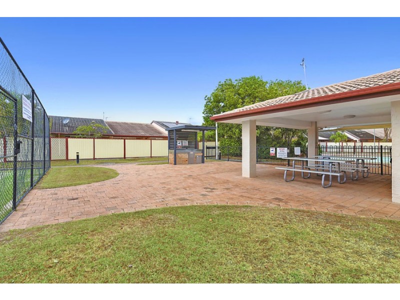 68/128 Benowa Road, Southport QLD 4215