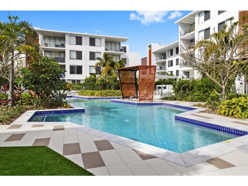 1102/6-8 Waterford Court, Bundall QLD 4217