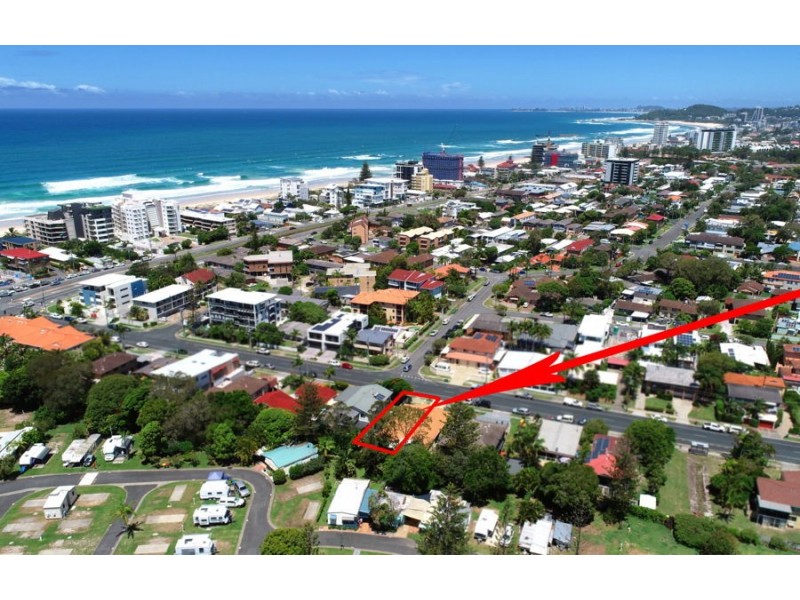 2/19 Tallebudgera Drive, Palm Beach QLD 4221