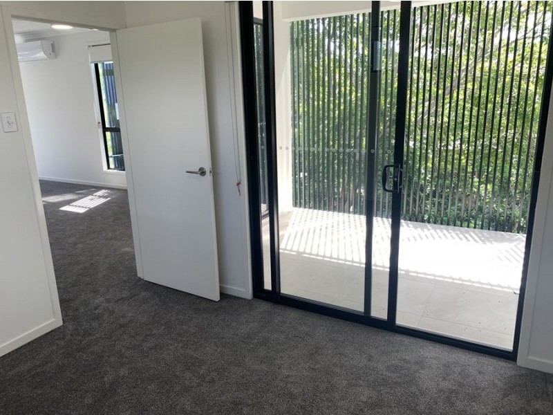 3 /200 Southport Nerang Road, Southport QLD 4215