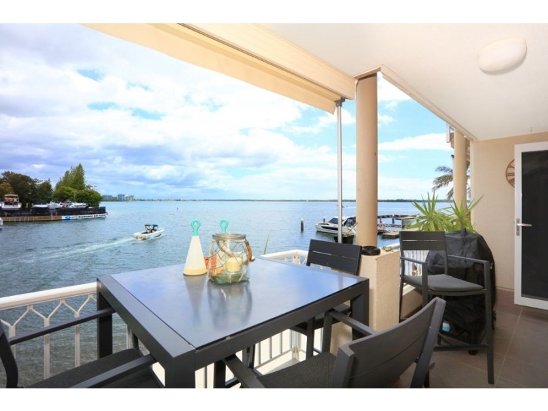 40/3 Marina Crescent, Hollywell QLD 4216