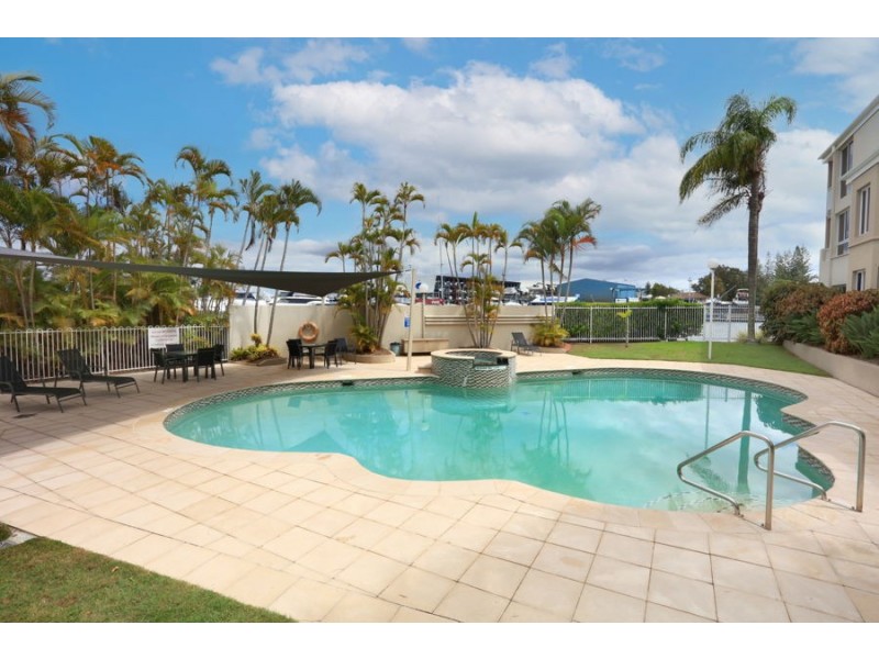 40/3 Marina Crescent, Hollywell QLD 4216