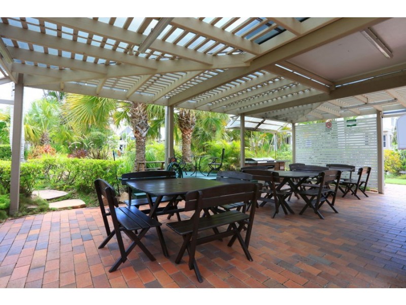 40/3 Marina Crescent, Hollywell QLD 4216