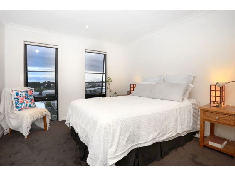 14/1 Residences Circuit, Pimpama QLD 4209