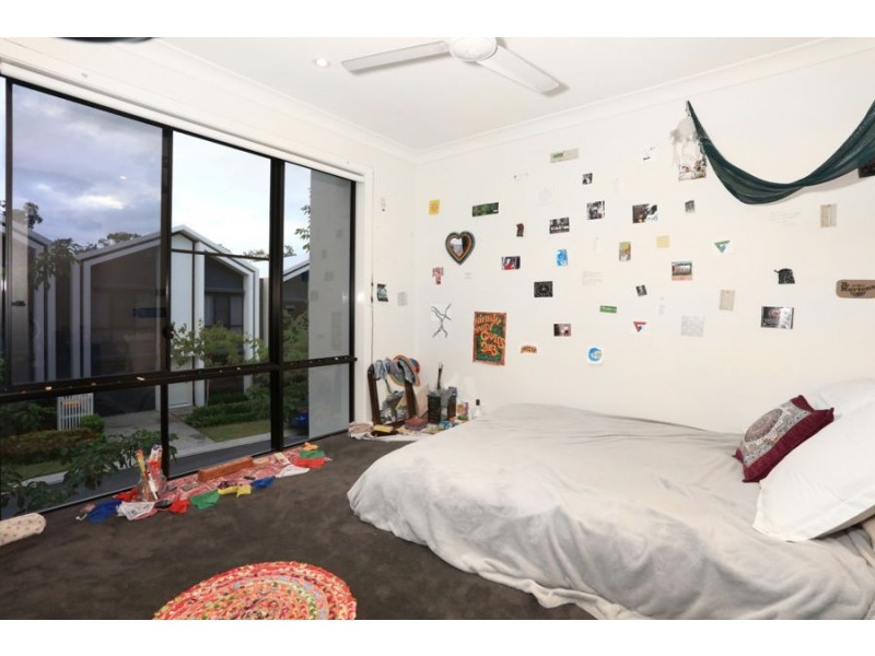 14/1 Residences Circuit, Pimpama QLD 4209