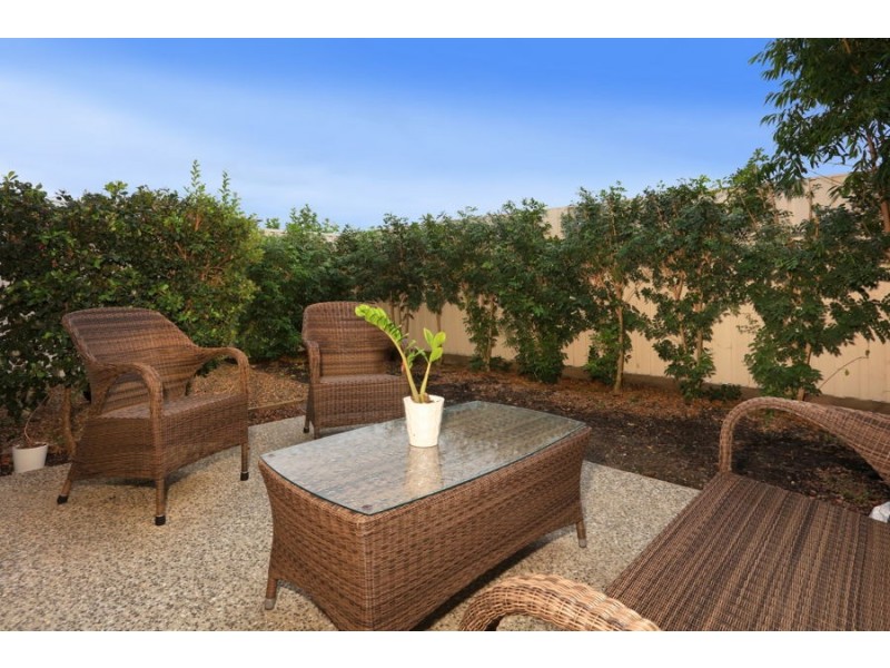 14/1 Residences Circuit, Pimpama QLD 4209