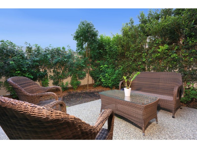 14/1 Residences Circuit, Pimpama QLD 4209