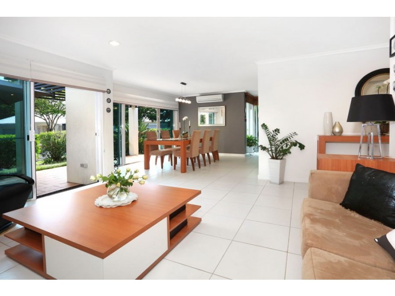 3132/1 Ross Street, Benowa QLD 4217