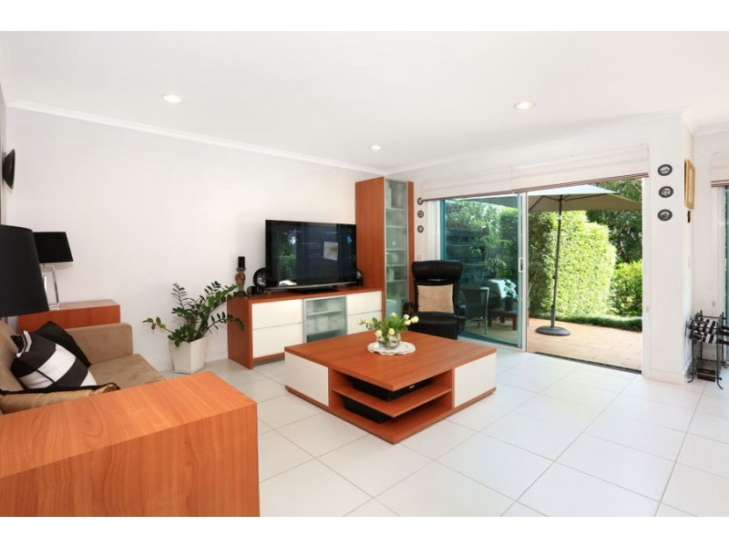 3132/1 Ross Street, Benowa QLD 4217