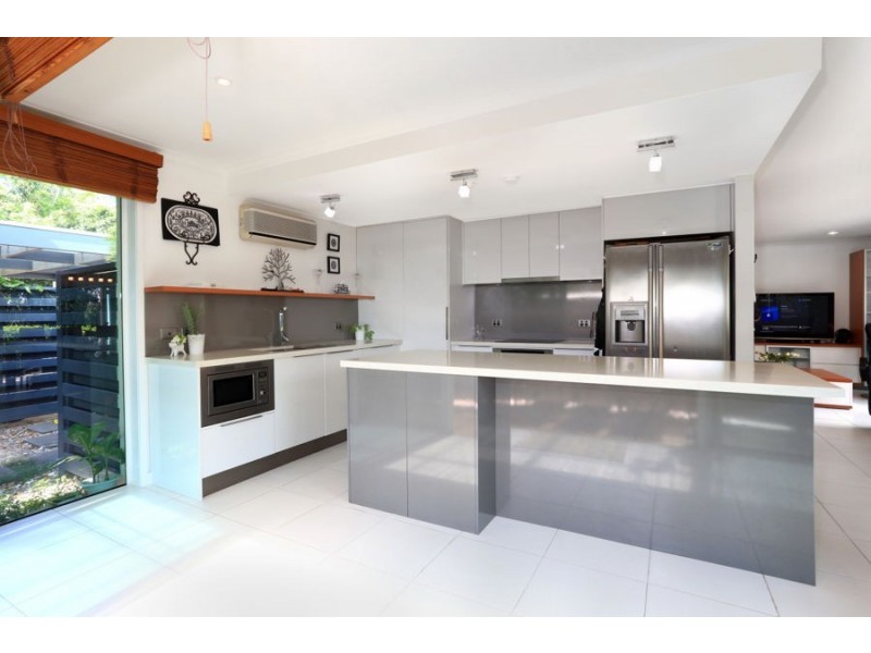 3132/1 Ross Street, Benowa QLD 4217