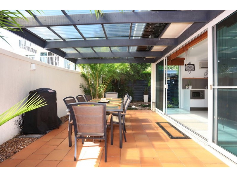 3132/1 Ross Street, Benowa QLD 4217