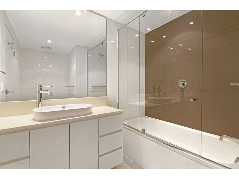 24004/3113 Surfers Paradise Blvd, Surfers Paradise QLD 4217