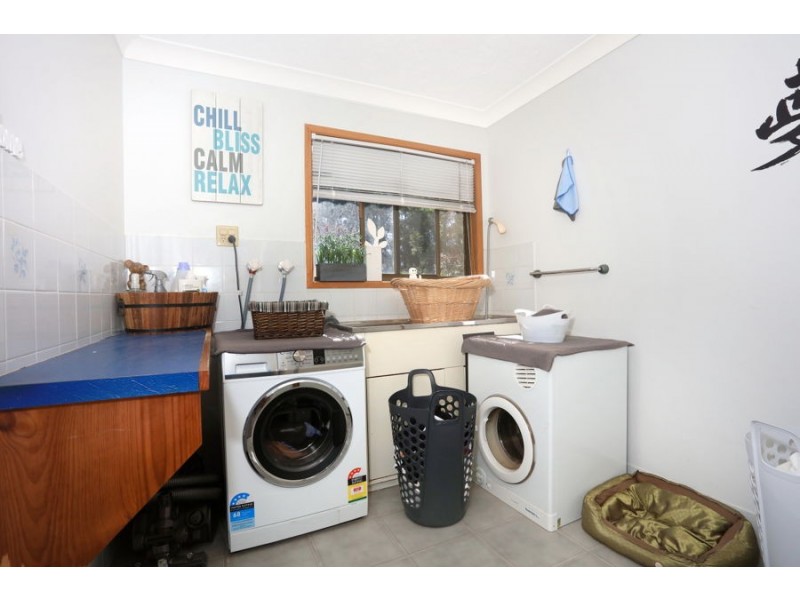5 Bindoon Close, Elanora QLD 4221
