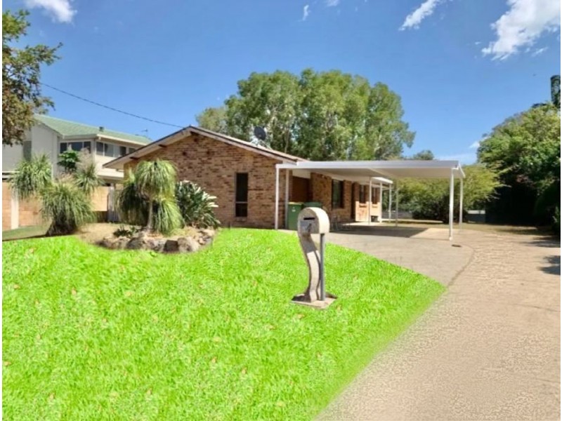 4 Sacha Place, Carrara QLD 4211