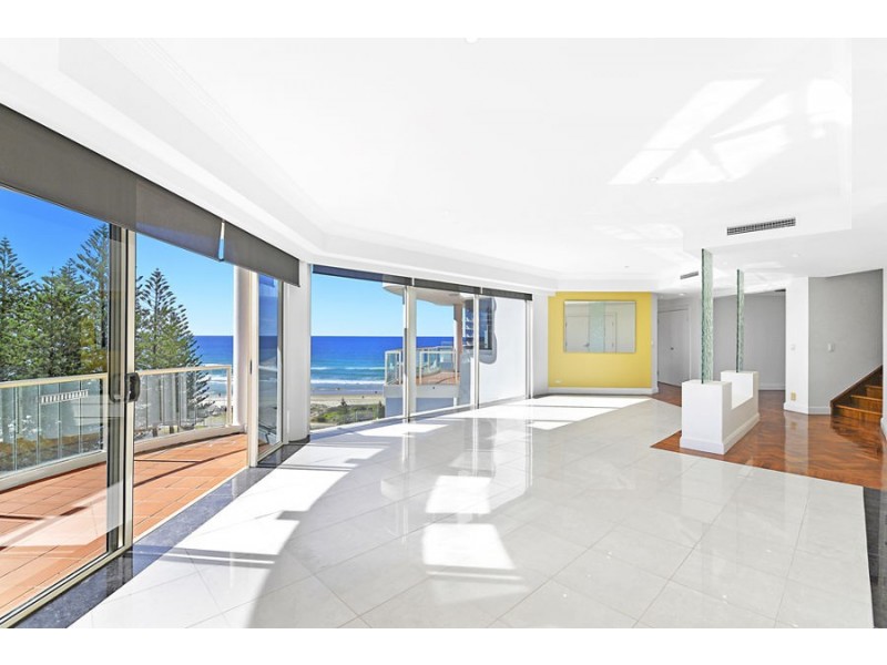 8/106 Old Burleigh Road, Broadbeach QLD 4218