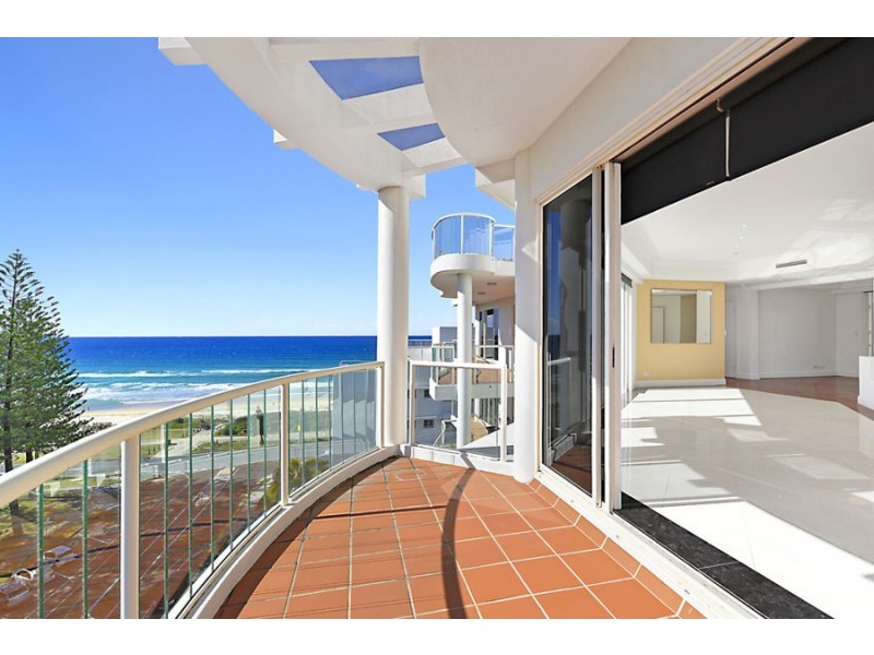 8/106 Old Burleigh Road, Broadbeach QLD 4218