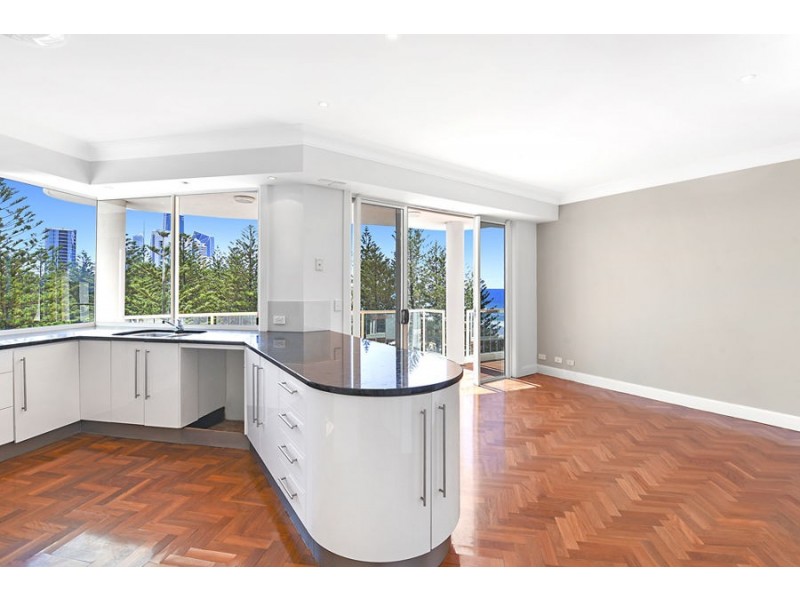 8/106 Old Burleigh Road, Broadbeach QLD 4218