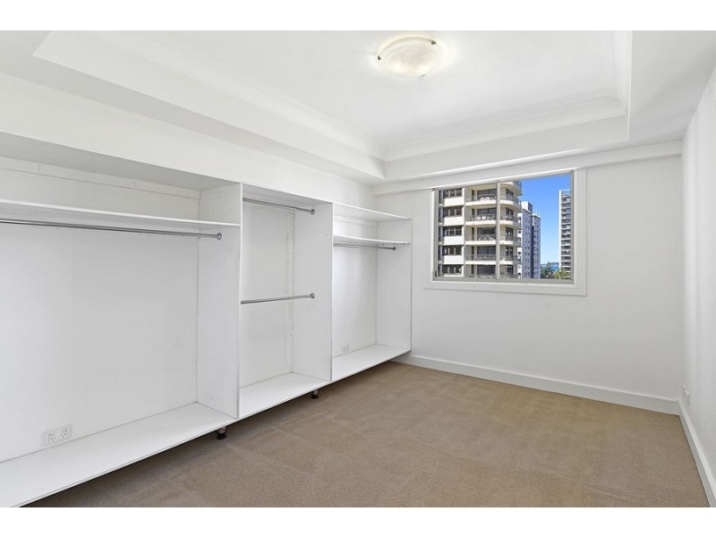 8/106 Old Burleigh Road, Broadbeach QLD 4218