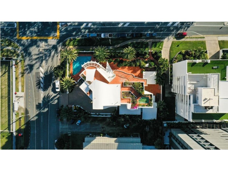 8/106 Old Burleigh Road, Broadbeach QLD 4218