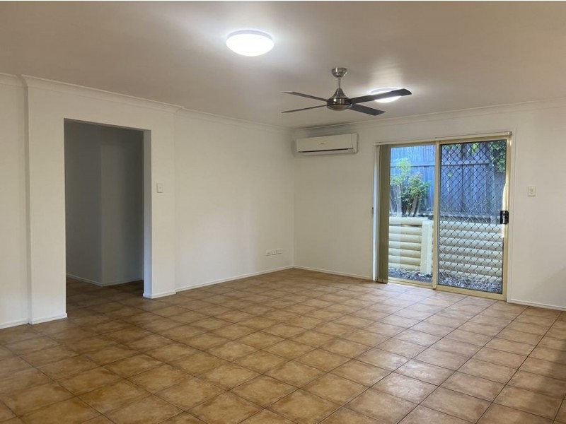 4 Gumview Place, Molendinar QLD 4214