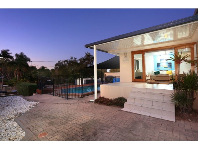 104 Kindra Ave, Southport QLD 4215