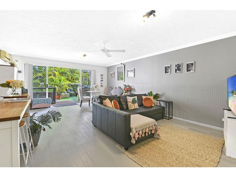 8/142 Stanhill Drive, Chevron Island QLD 4217