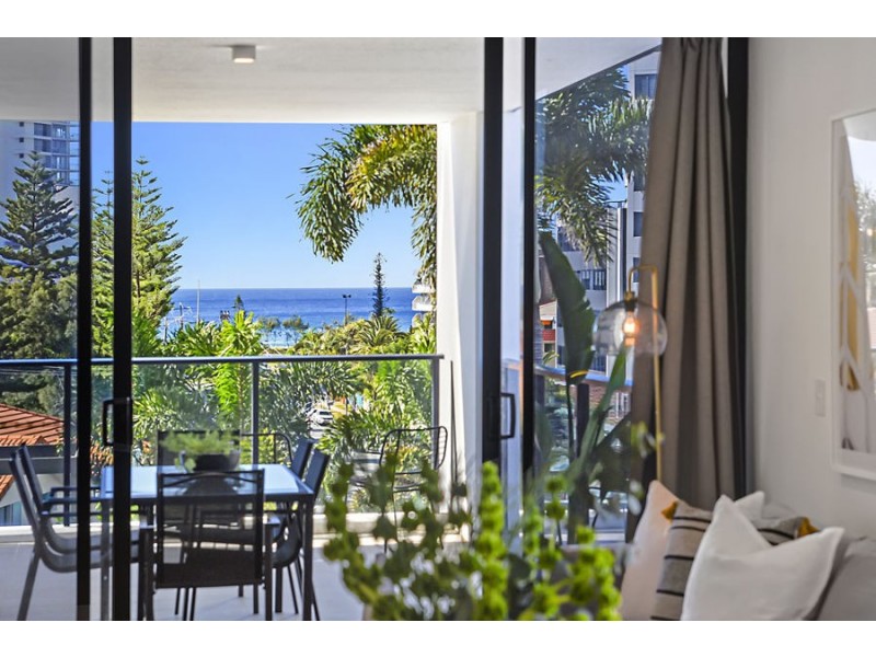 6/31 Queensland Ave, Broadbeach QLD 4218